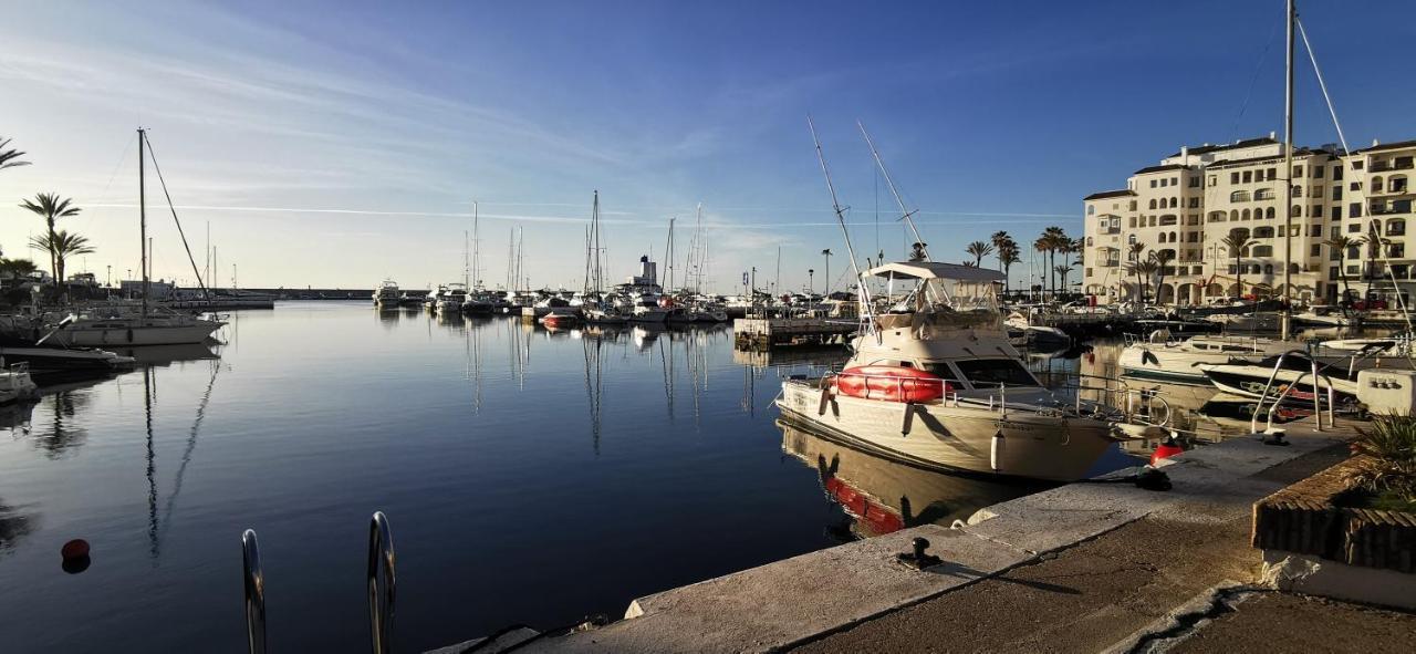 Апартаменти Puerto De La Duquesa Sea Views Манільва Екстер'єр фото